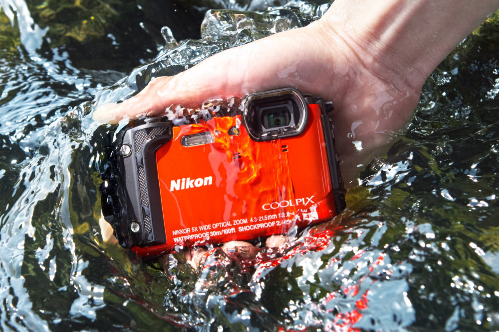 Nikon W300 - исключительная долговечность и стабильность
